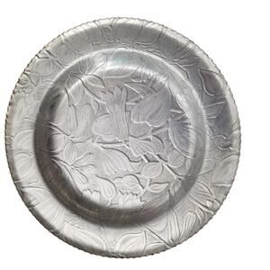 Vintage Round Hammered Aluminum Floral Shallow Serving Tray Dish Pinched Edges